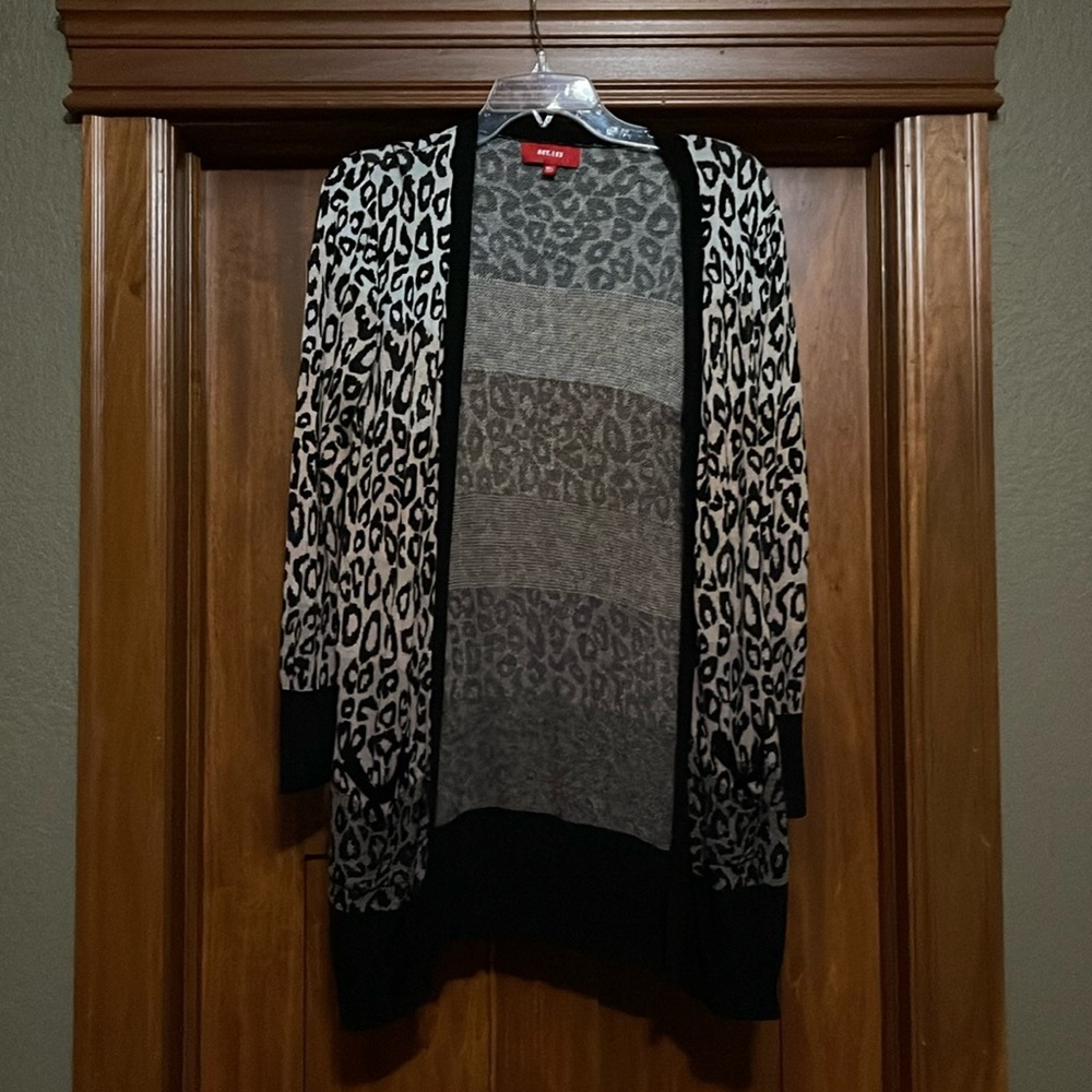 Boutique cardigan size medium/large